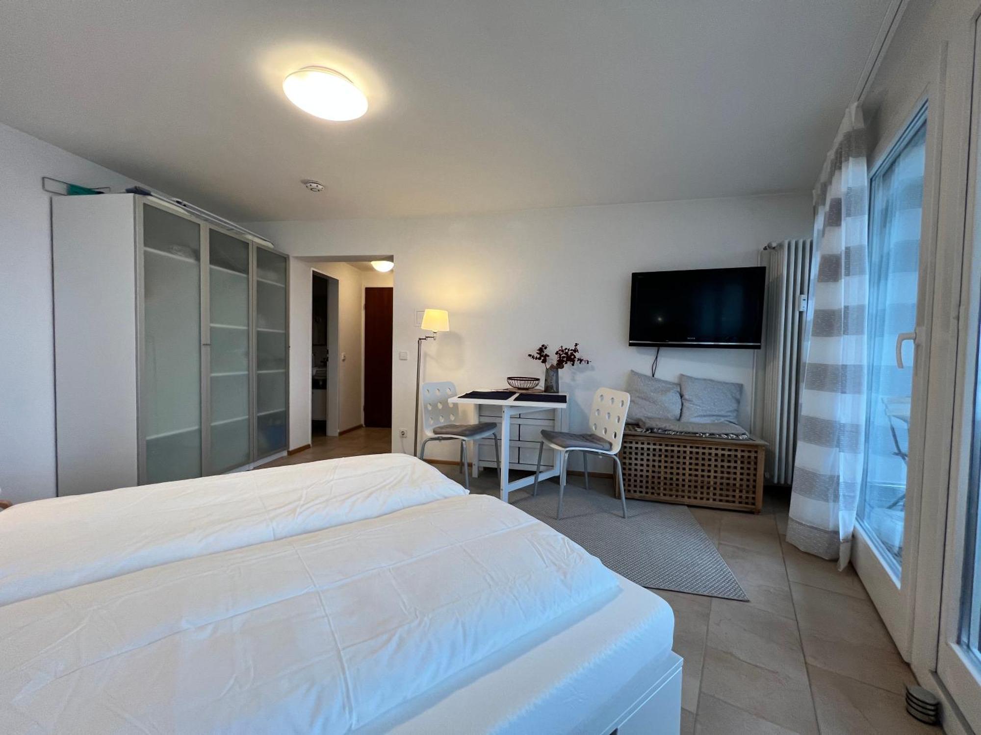 Kleines Seeapartment อูเบอร์ลิงเงน ภายนอก รูปภาพ